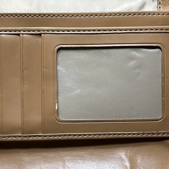 *RARE* COACH Park Signature Checkbook Wallet - Picture 15 of 16